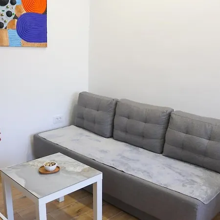 Διαμέρισμα Color Block Near Old Town *